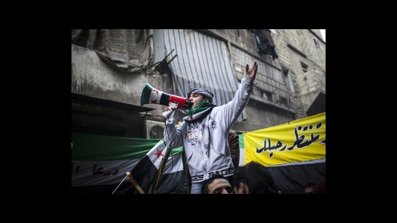 Siria, spari su giornalista tv pro Assad: muore per ferite riportate