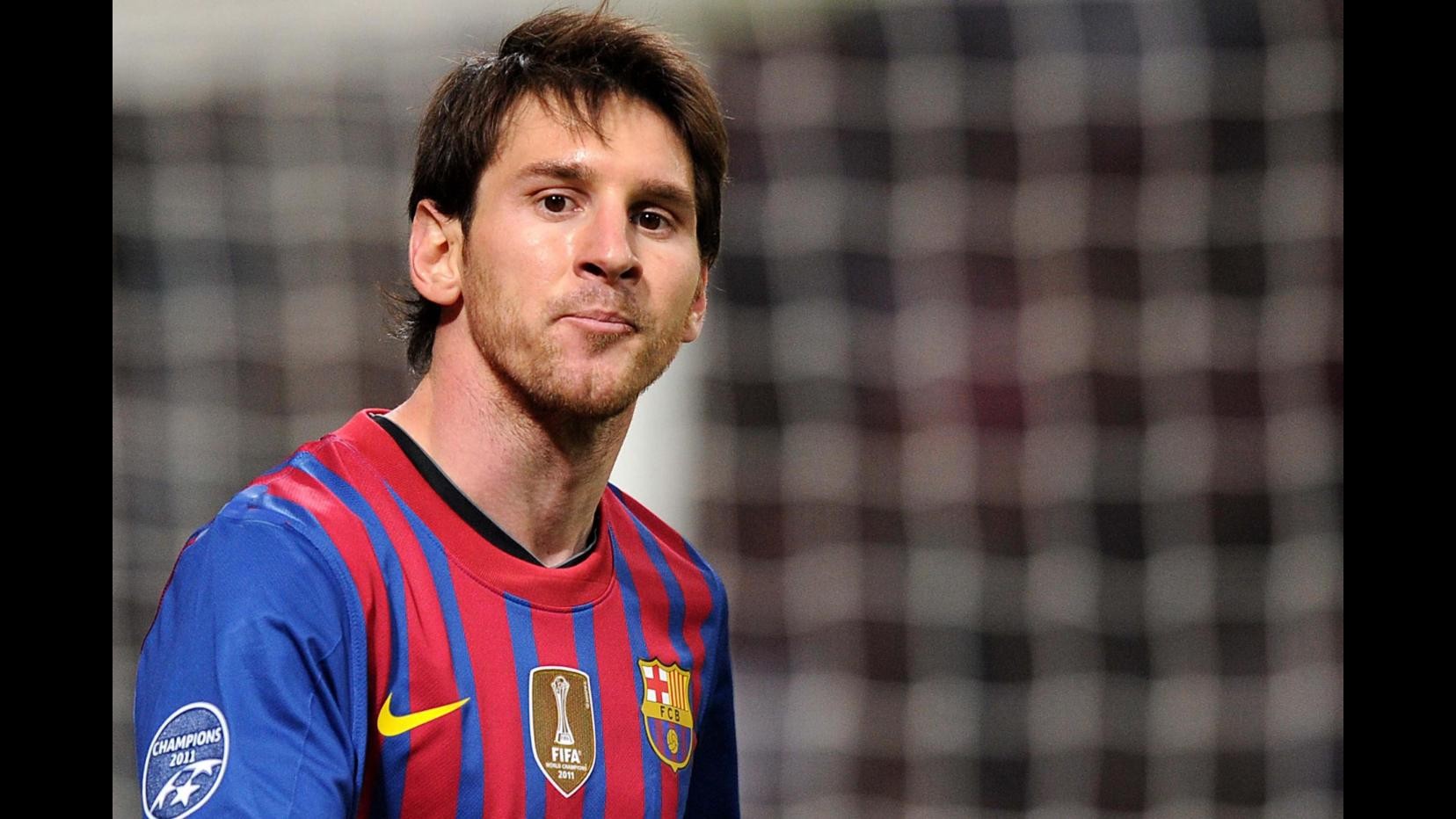 Barcellona, per il rinnovo di Messi servono 250 milioni: City e Psg in agguato