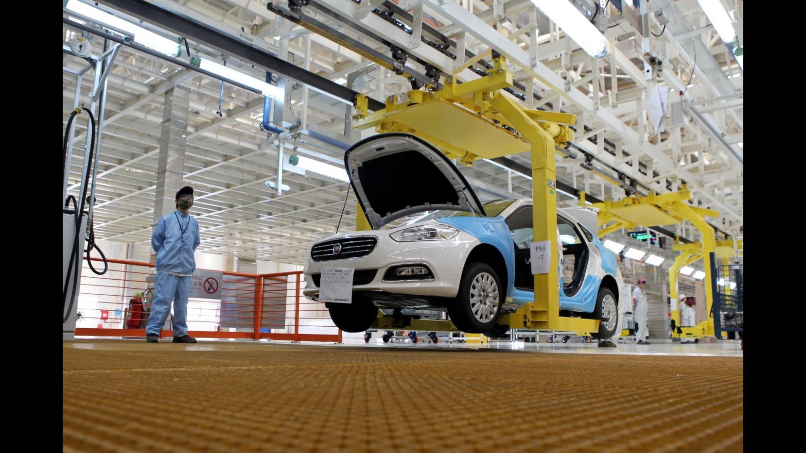 Mercato auto Europa: a febbraio crescita dell’8%. Fiat cala al 6,7% ma vendite +5,6%
