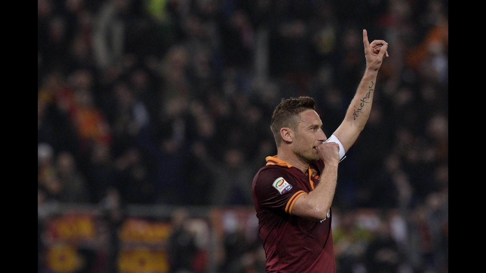 Totti: Gol mancava, ma l’importante era vincere. Dedica a Strootman