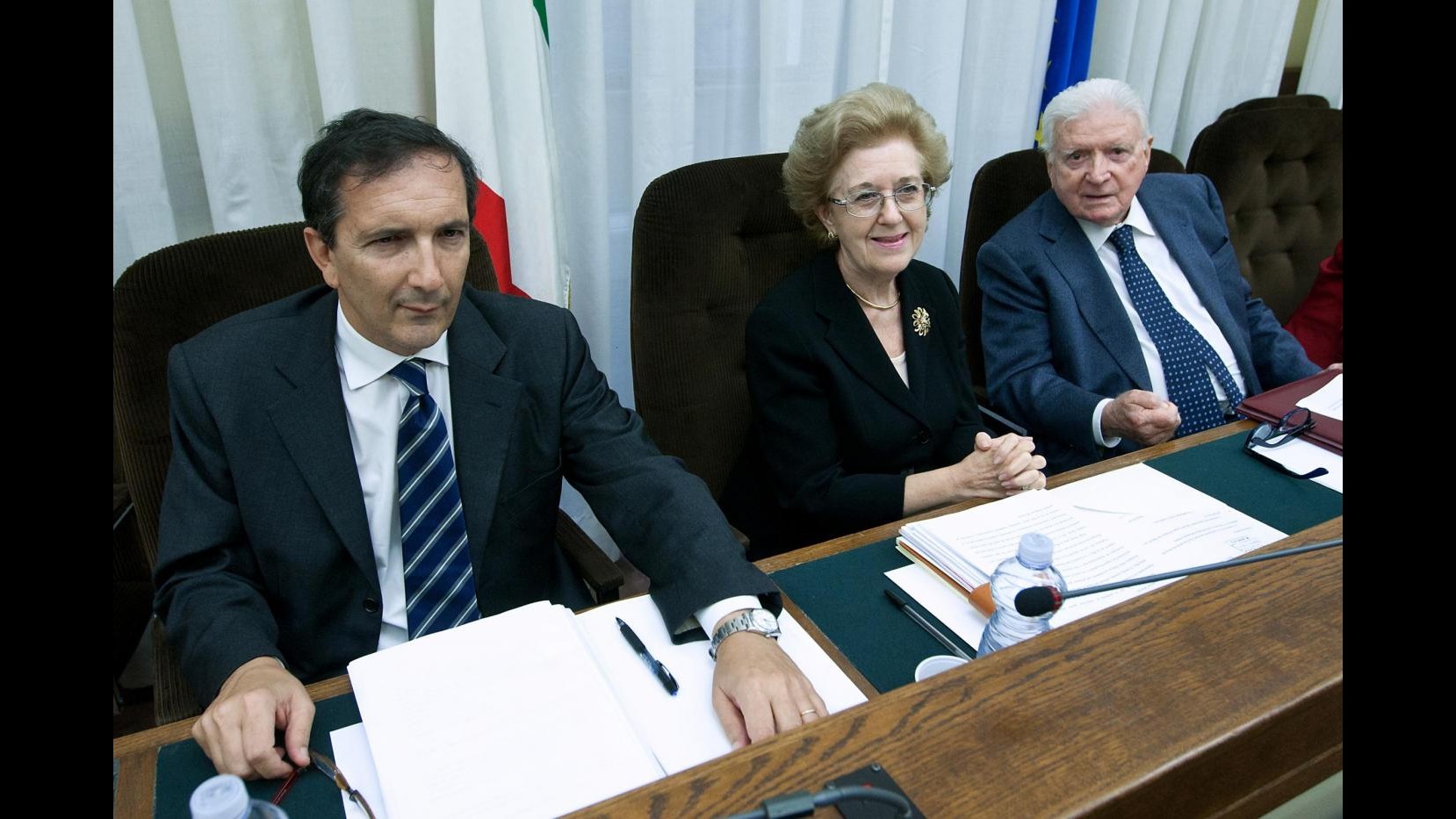 Elezioni, bufera su Monti in Rai: par condicio anche per lui