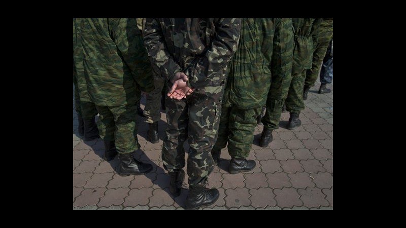 Ucraina, presidente ordina mobilitazione parziale dell’esercito