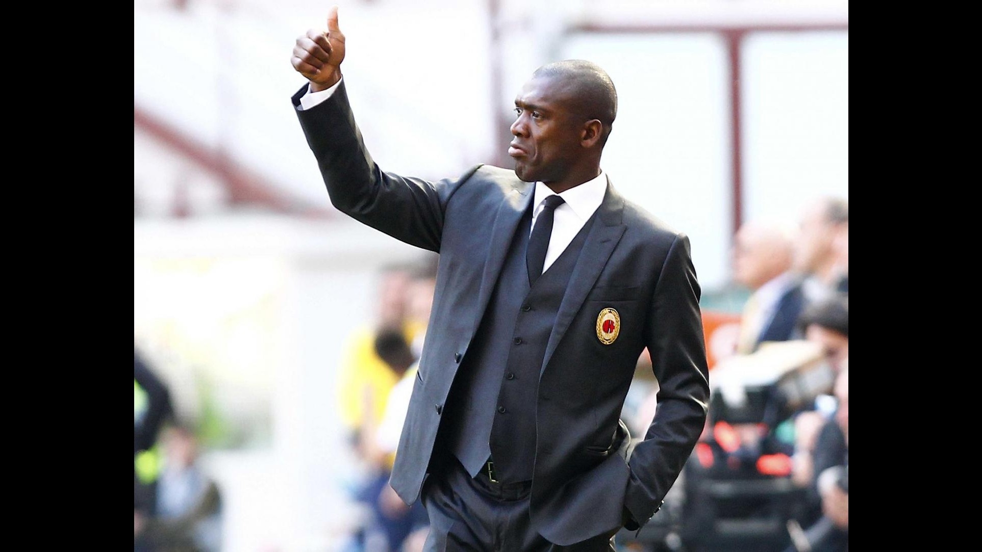 Milan, ore di tensione. Seedorf e Balotelli a colloquio con ultras. Il tecnico: Incontro positivo