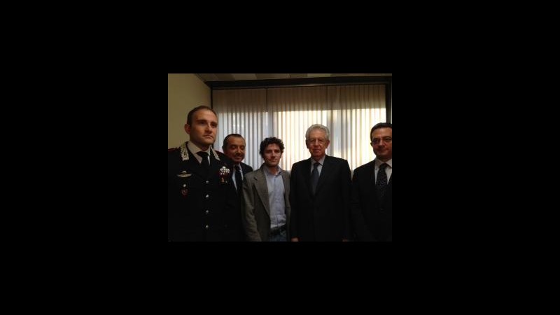 Monti pubblica su Twitter la foto del suo incontro con Calevo