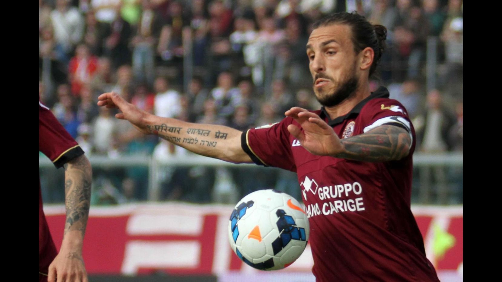 Serie A, Livorno supera Bologna 2-1 e mette la freccia: a segno Benassi e Paulinho
