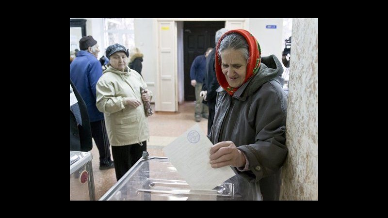 Ucraina, affluenza alta in Crimea Si vota in referendum su adesione alla Russia