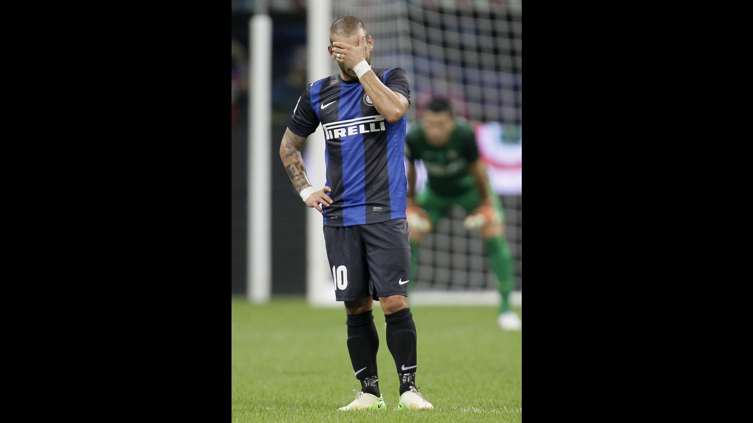 Inter alla ripresa: Sneijder in permesso, rientra domani