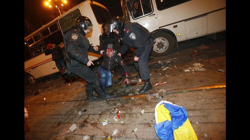 Ucraina, scontro a fuoco tra nazionalisti e filorussi: due morti