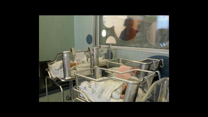 Capodanno, bimba nasce un minuto dopo la mezzanotte: pesa 3,4 chili