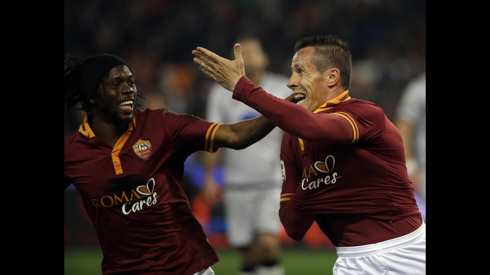 Serie A, la Roma ci crede ancora: Atalanta domata 3-1, Juve a -5