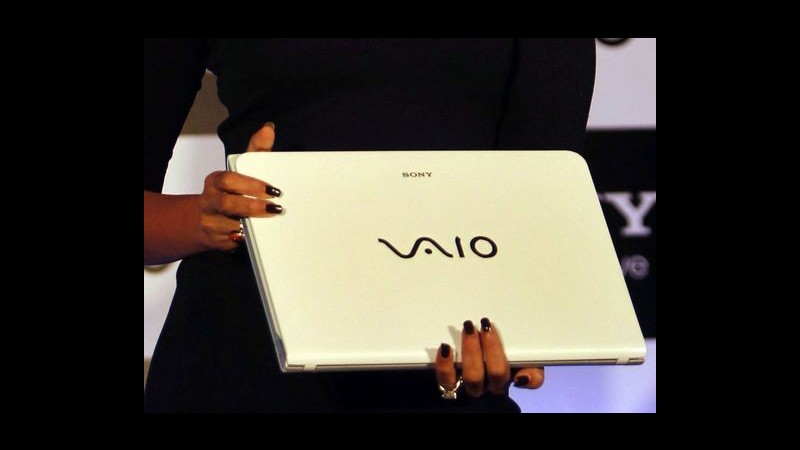 Sony richiama i Vaio Fit 11A: batteria si surriscalda, stop a uso