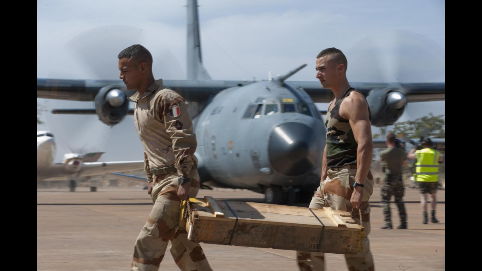 Mali, Regno Unito invia aereo spia a sostegno truppe di terra