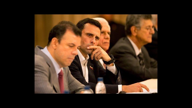 Venezuela, incontro governo-opposizione: presenti Maduro e Capriles