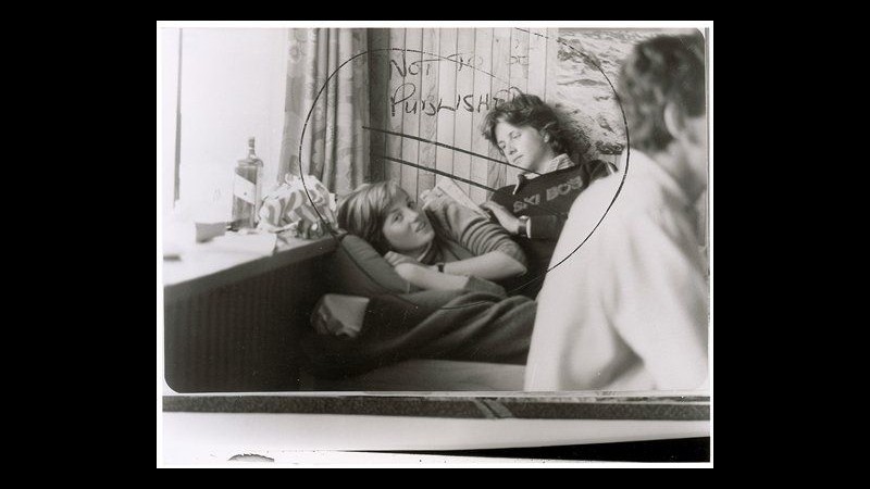 Foto segreta della giovane Lady D venduta all’asta per 18.306 dollari