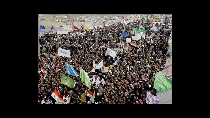 Iraq, soldati sparano a protesta antigovernativa: 5 morti, 23 feriti