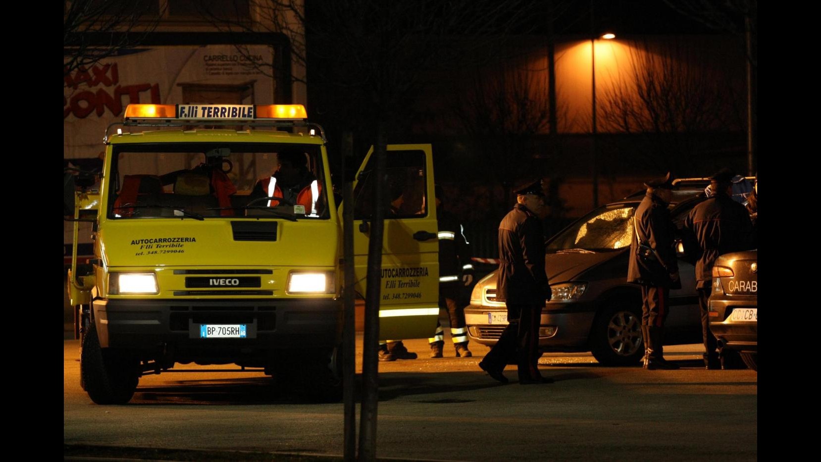 Roma, pregiudicato ucciso a colpi di arma da fuoco