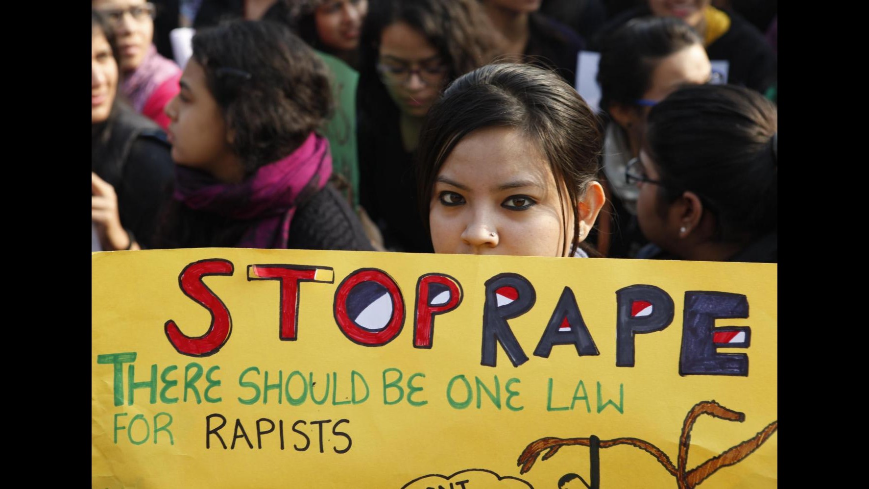 India, arrivati in tribunale i 5 sospetti di stupro su autobus