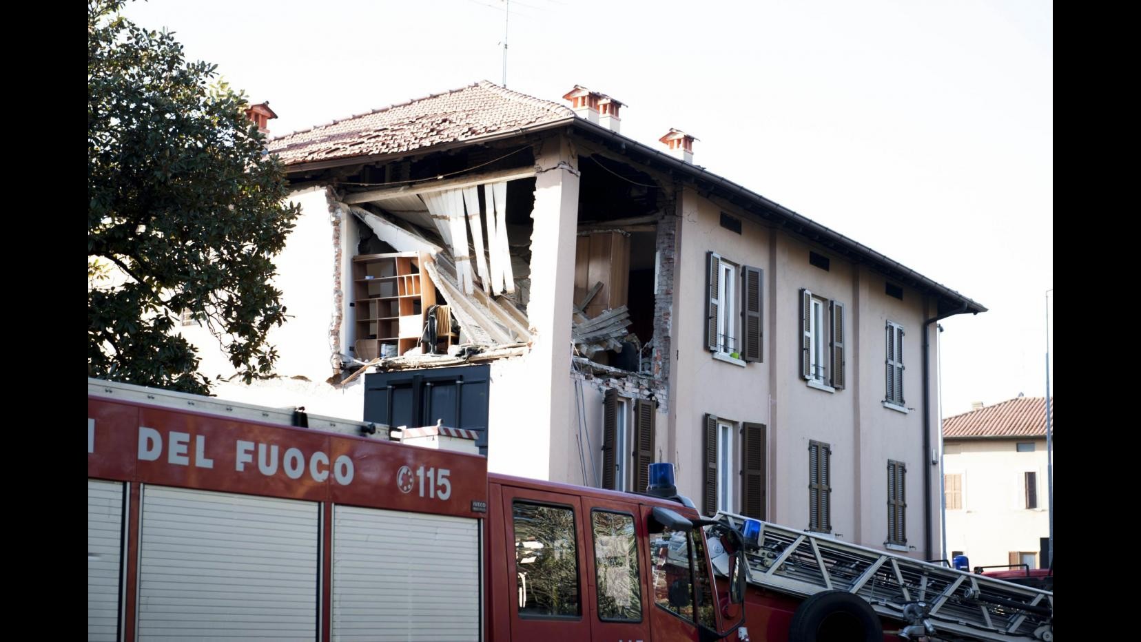 Bergamo, esplode palazzina: 2 persone con gravi ustioni