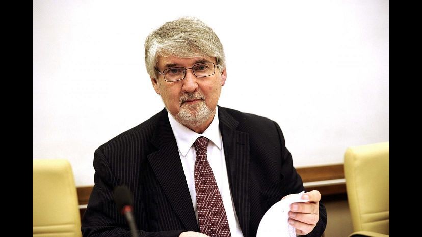 Lavoro, Poletti: Indennità disoccupazione in legge delega entro 6 mesi