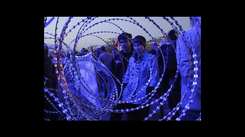 Ucraina, sgomberata sede del governo regionale a Charkiv: 70 arresti