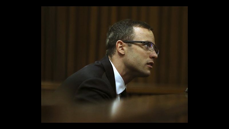 Pistorius si scusa con la famiglia di Reeva: Volevo proteggerla