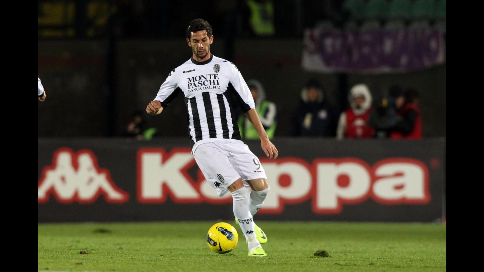 Larrondo: la Fiorentina è una grande opportunità