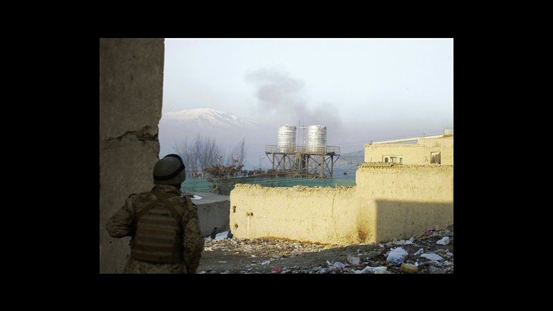 Afghanistan, talebani attaccano sede polizia Kabul: 3 morti, 10 feriti