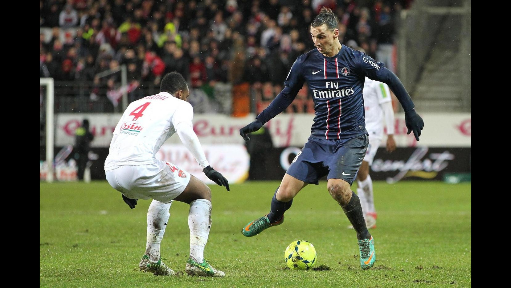 Ligue 1, Bordeaux-PSG 0-1: Ibra riporta i parigini in vetta