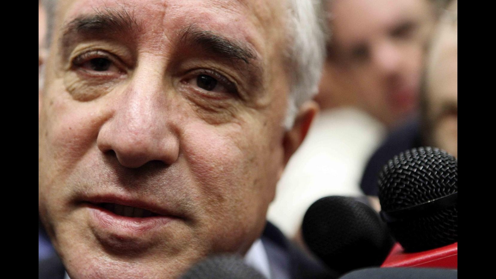 Guerra ‘liste pulite’ nel Pdl. Dell’Utri: Non mi candido per scelta mia