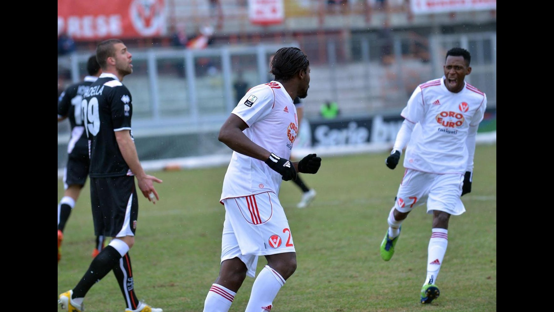 Serie B, Varese-Grosseto 4-0 dopo recupero ultimi 8 minuti