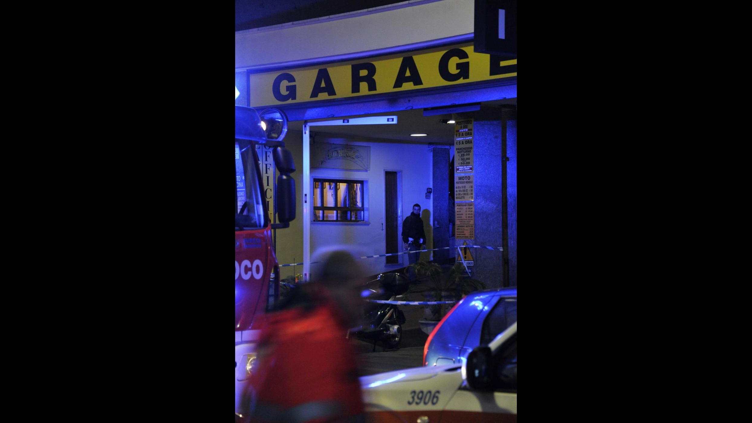 Sparatoria a garagista, muore in conflitto a fuoco con polizia