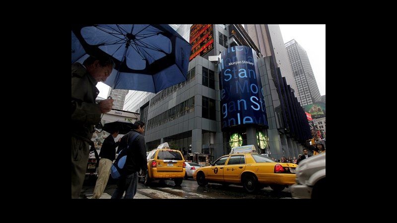 Morgan Stanley, torna utile nel IV trimestre a 867 mln dollari