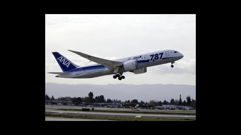 Dopo Giappone, stop a voli Boeing 787 anche in Ue, Usa e India