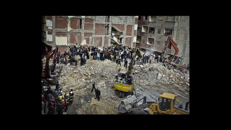Condominio crolla ad Alessandria d’Egitto: 25 morti