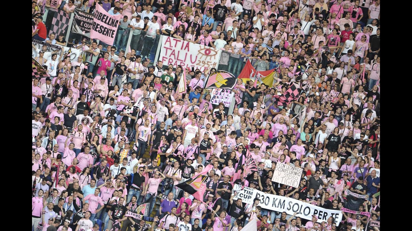 Palermo chiama a raccolta tifosi: Contro Lazio curve a 5 euro