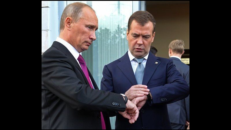 Russia, Medvedev: Nessuna intenzione di tornare all’ora legale