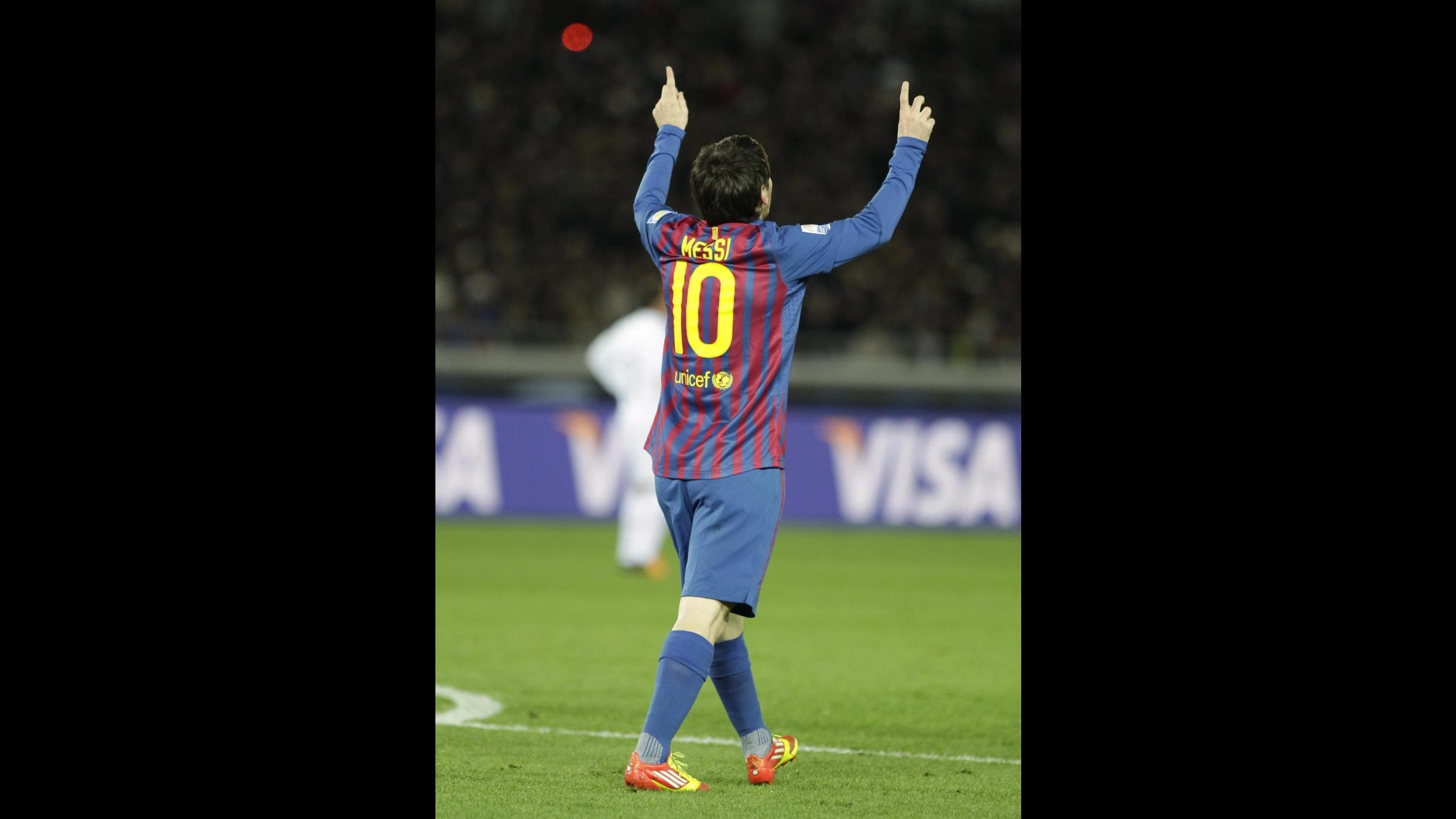 Barcellona, Messi rinnova il contratto fino al 2018