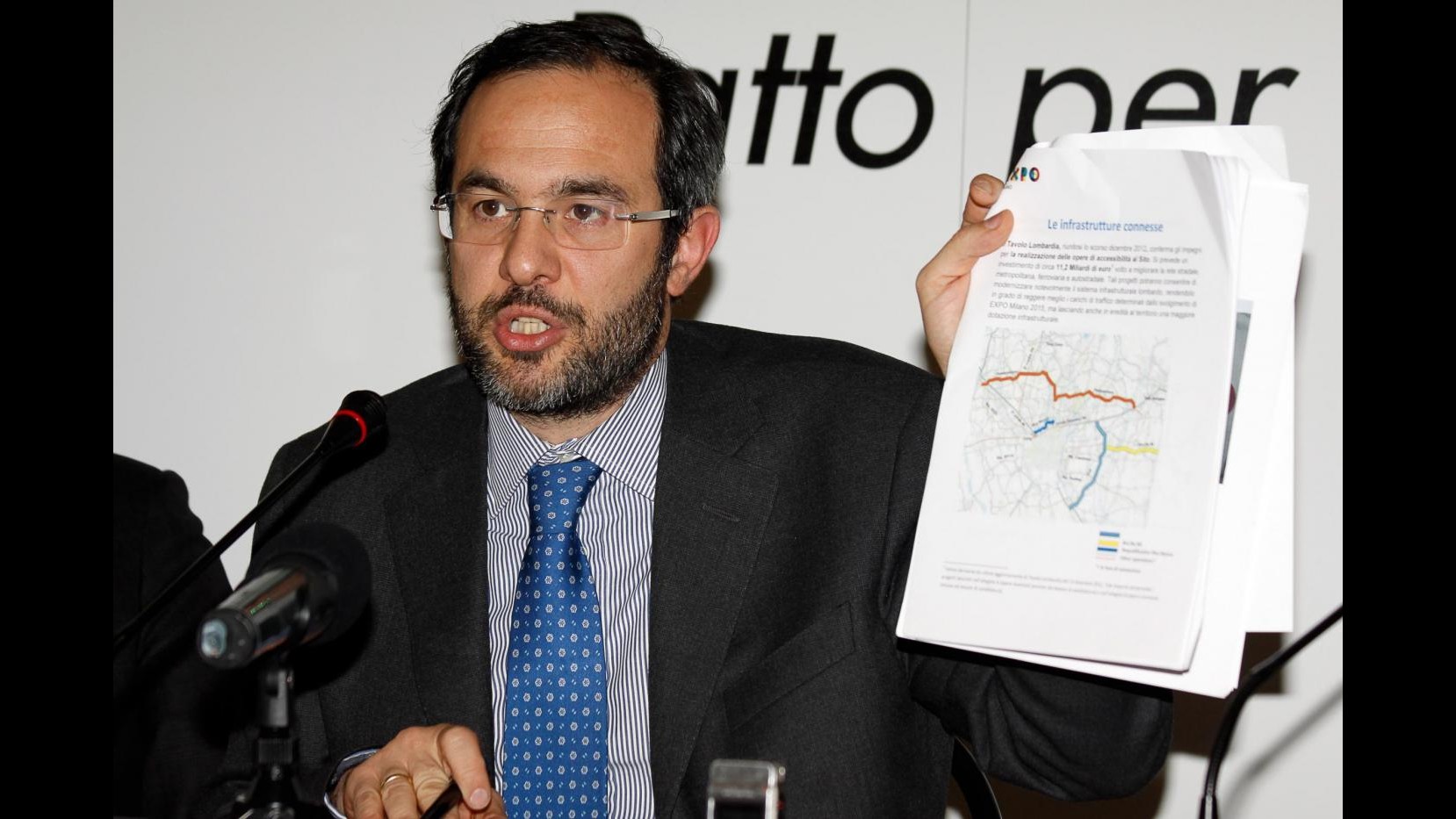 Lombardia, confronto Ambrosoli-Maroni: scintille su Malpensa e tasse
