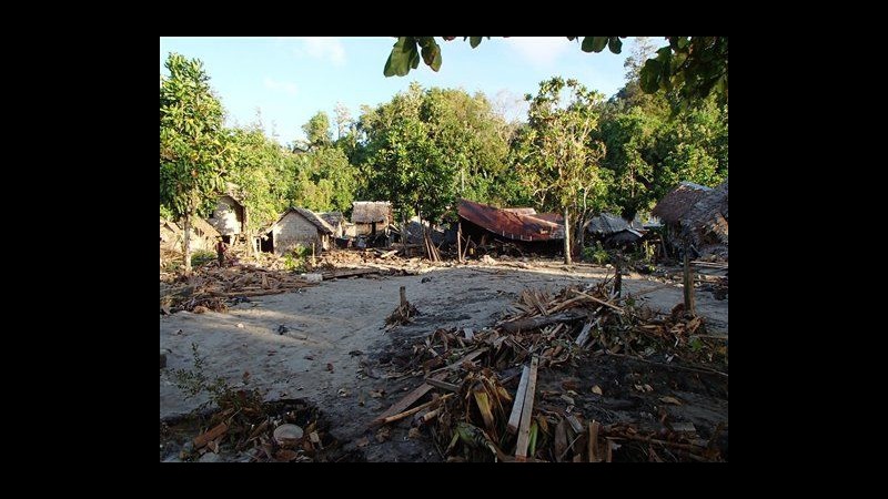 Isole Salomone, salgono a 6 i morti per tsunami, tra loro un bambino