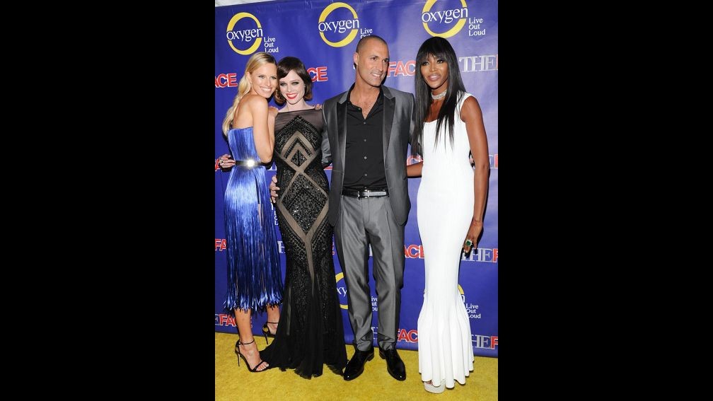 Naomi Campbell insegna a fare la modella in tv per show ‘The Face’