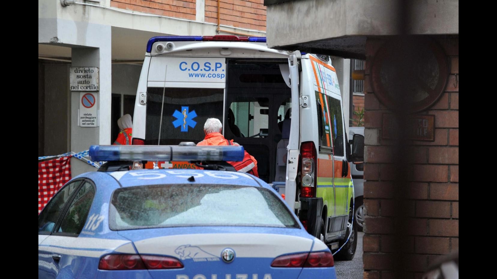 Milano, presidente Sos Racket si dà fuoco, non è in pericolo di vita