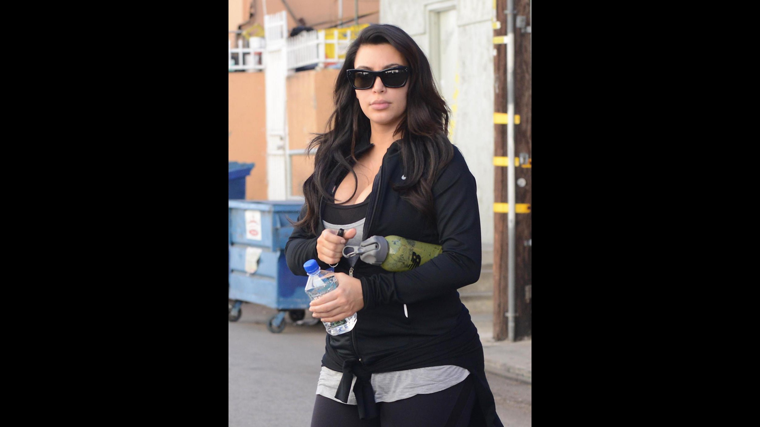 Kim Kardashian in dolce attesa twitta foto suo nipotino da bebé