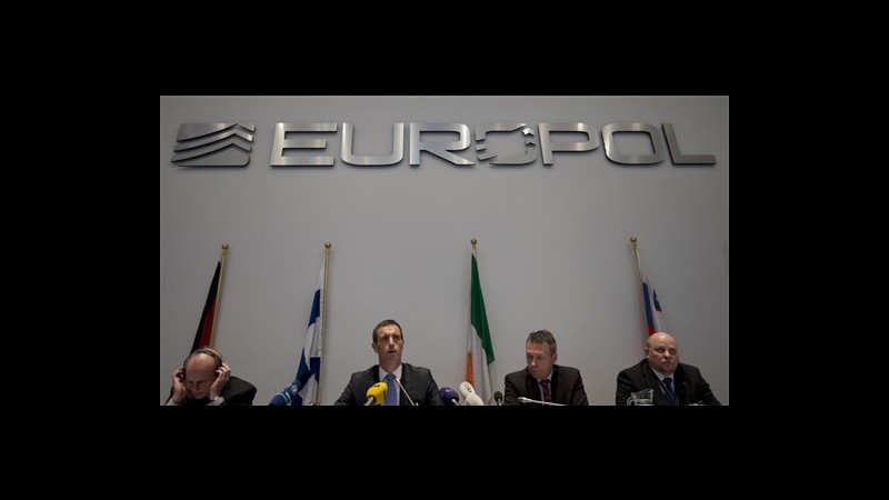 Calcioscommesse, Europol: 380 partite sospette, due anche in Champions