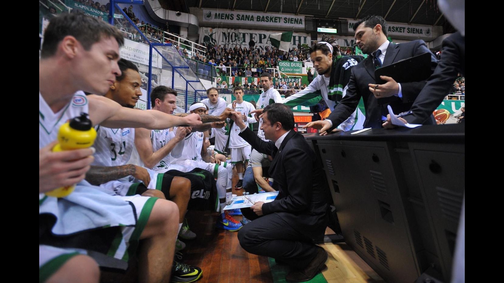 Basket, Serie A: Siena e Cantù superano Varese e Sassari, ok Milano