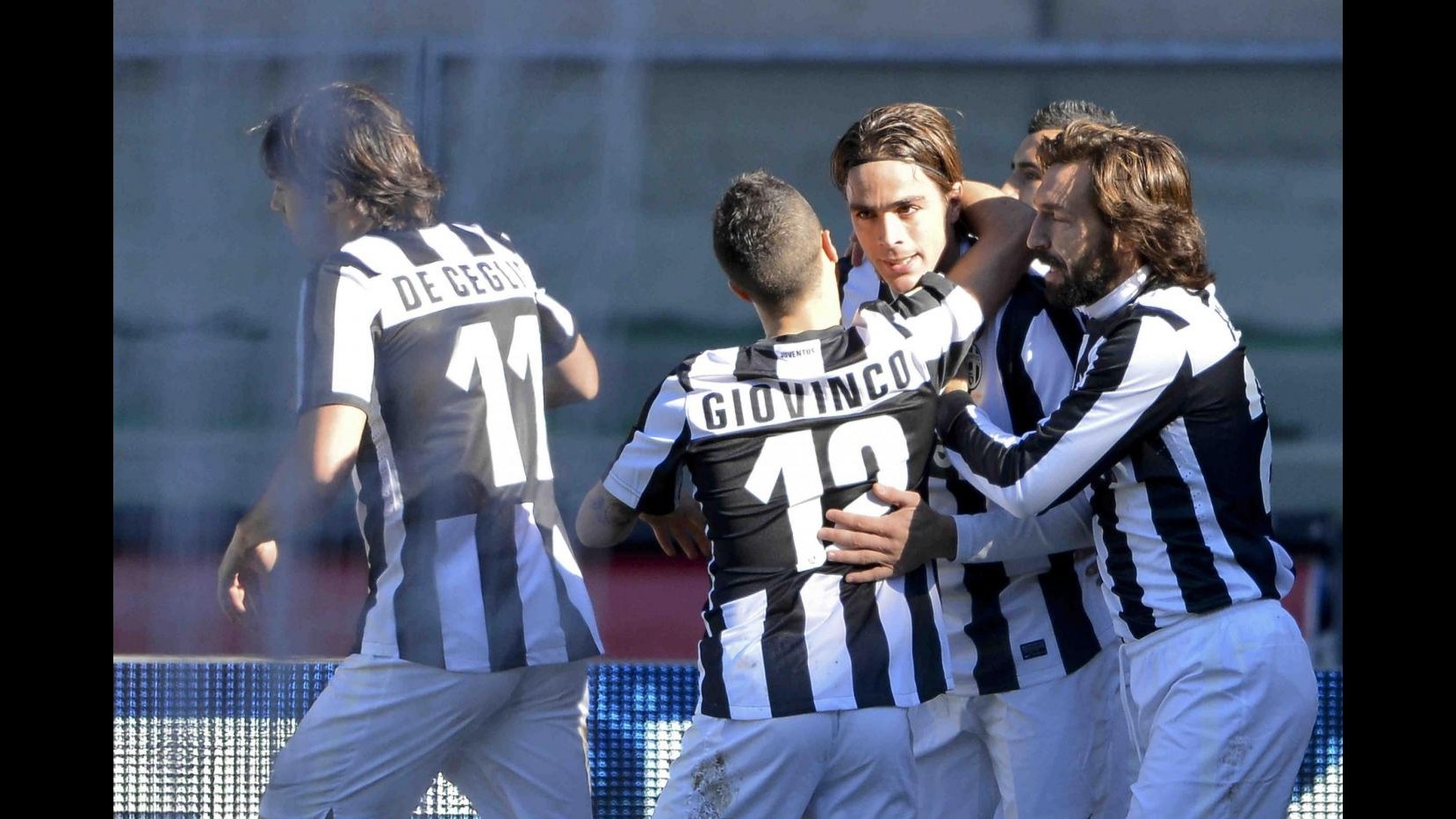 La Juve replica al Napoli, Matri e Lichtsteiner affondano il Chievo