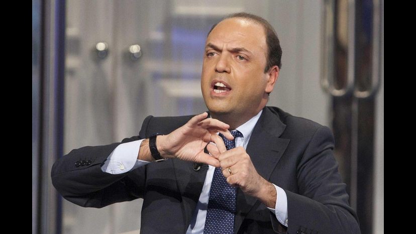 Alfano: Inaccettabile intervento di Rehn in campagna elettorale