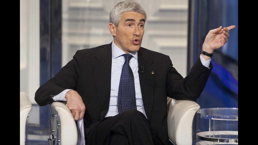 Mps, Casini: Bersani vuole sbranare? Reazione un po’ sopra le righe