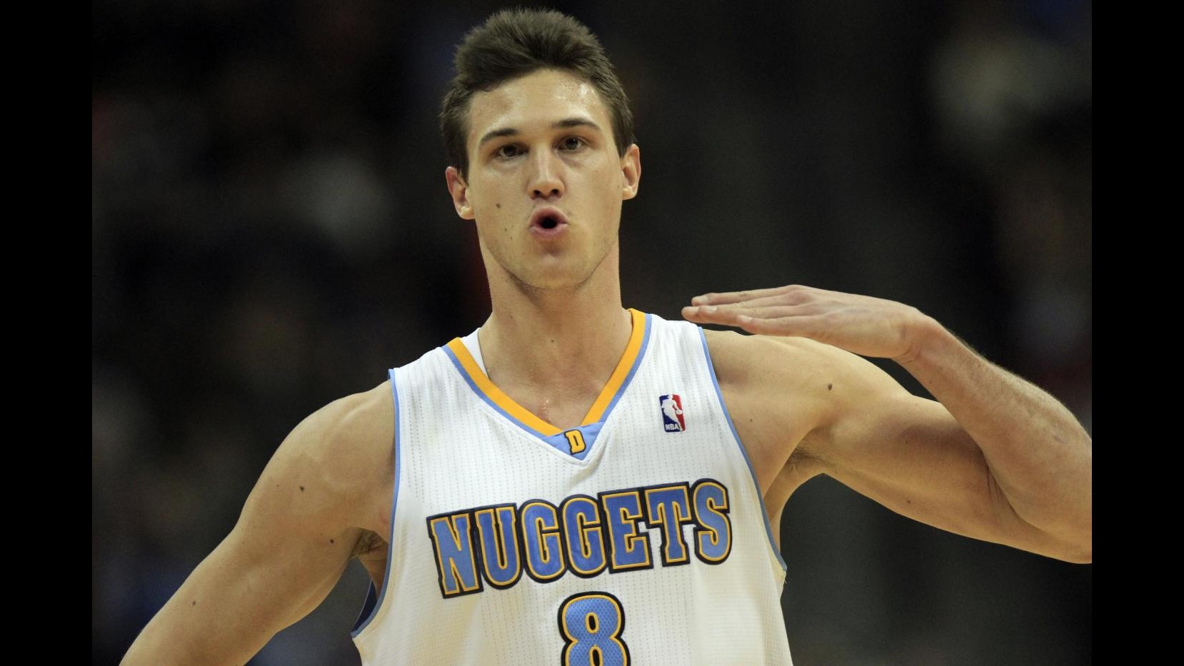 Nba, Denver e Gallinari travolgenti. Chicago e Belinelli ko