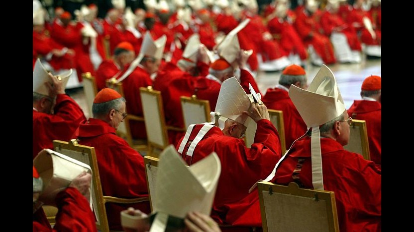 Conclave, Santa Sede: C’è tentativo di condizionarlo