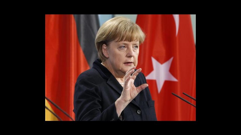 Ue, Merkel: Scettica su adesione Turchia ma ok a negoziati